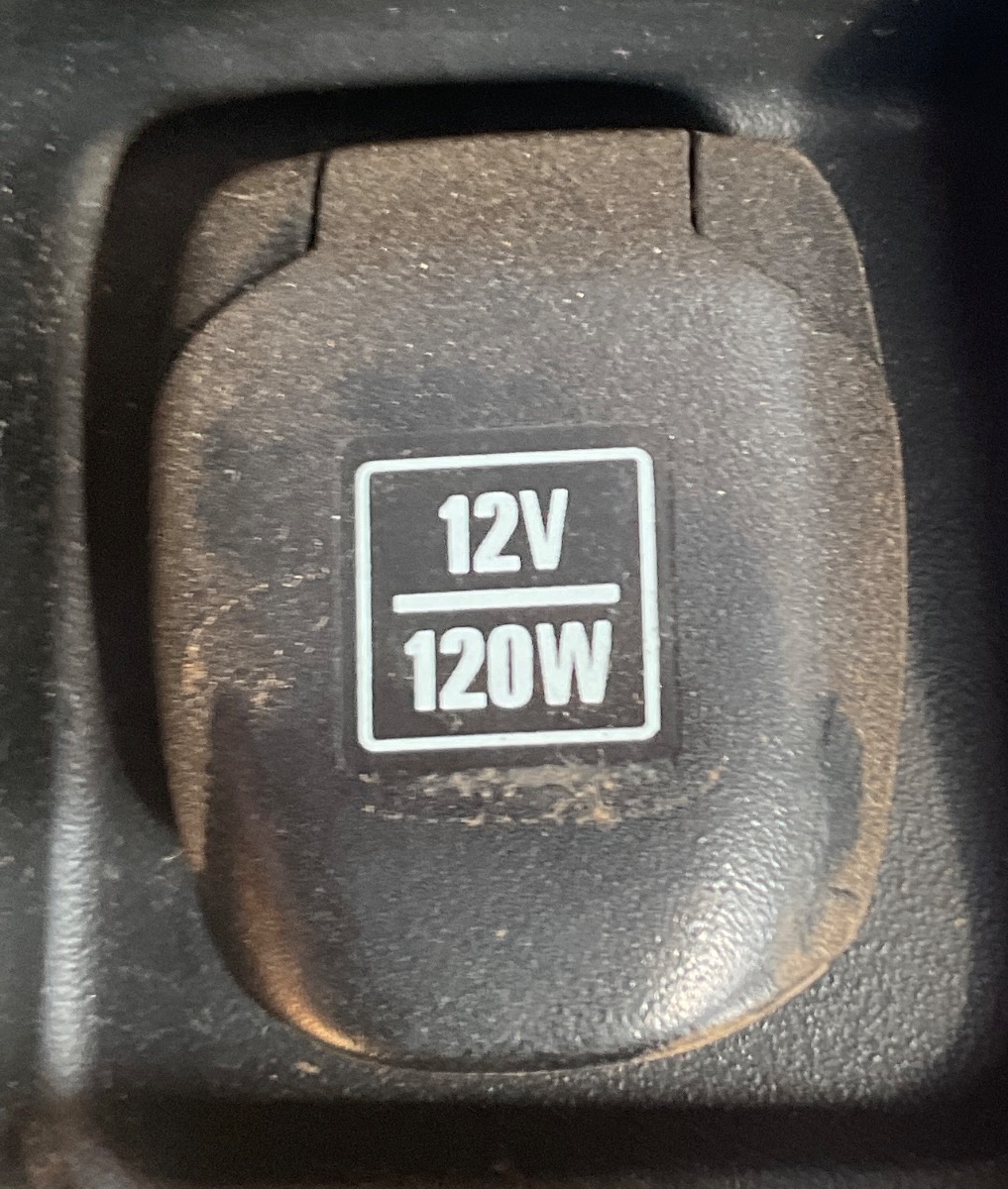 JIMNY 1.3 CIGARETTE LIGHTER SOCKET