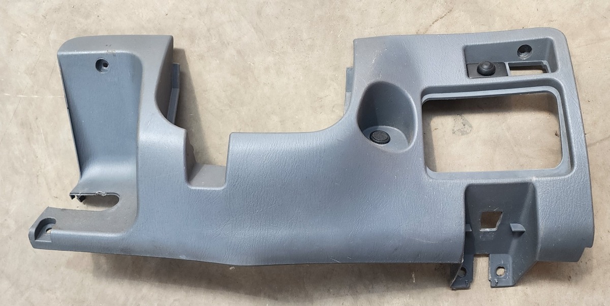 NP300 DRIVER DASH TRIM LOWER