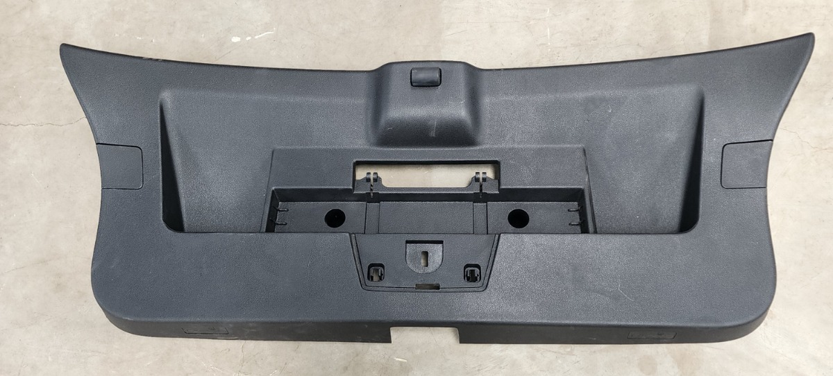 POLO MK 9 TAILGATE INNER PANEL