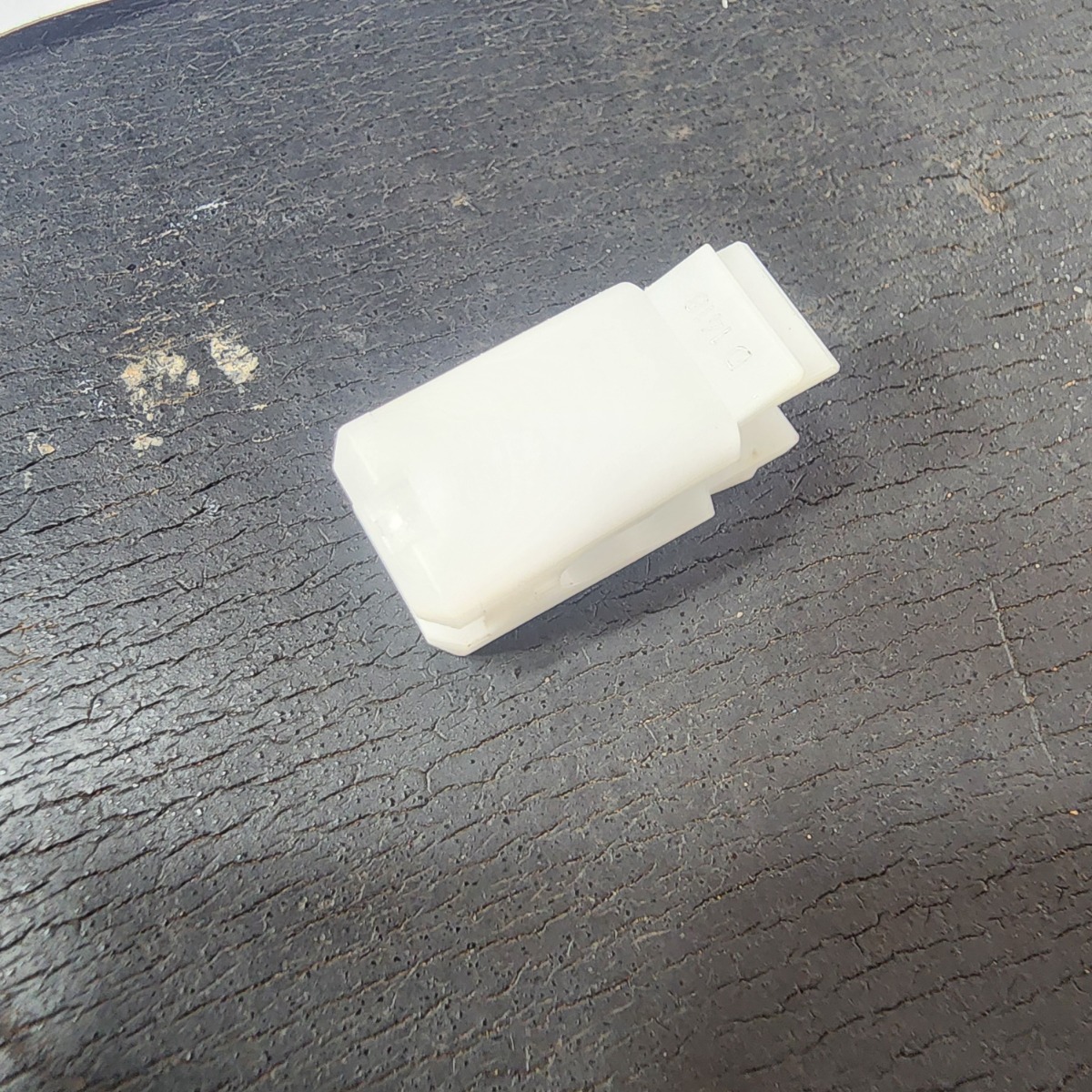 POLO VIVO MK2 CLUTCH PEDAL CLIP