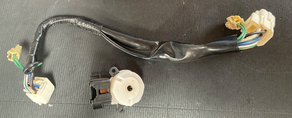 JIMNY 1.3 IGNITION SWITCH
