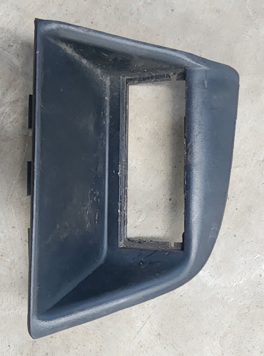 NP200 RIGHT NO PLATE LIGHT HOLDER