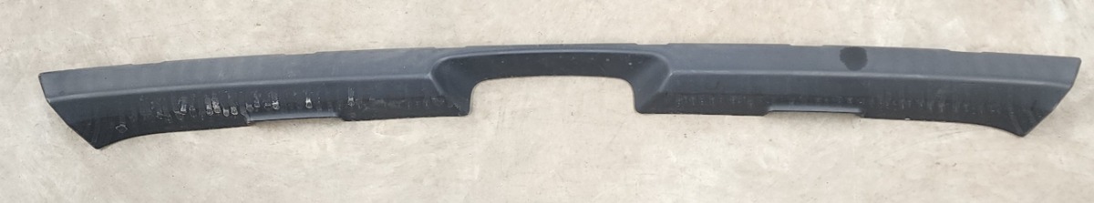 Np200 ROOF REAR CENTRE TRIM