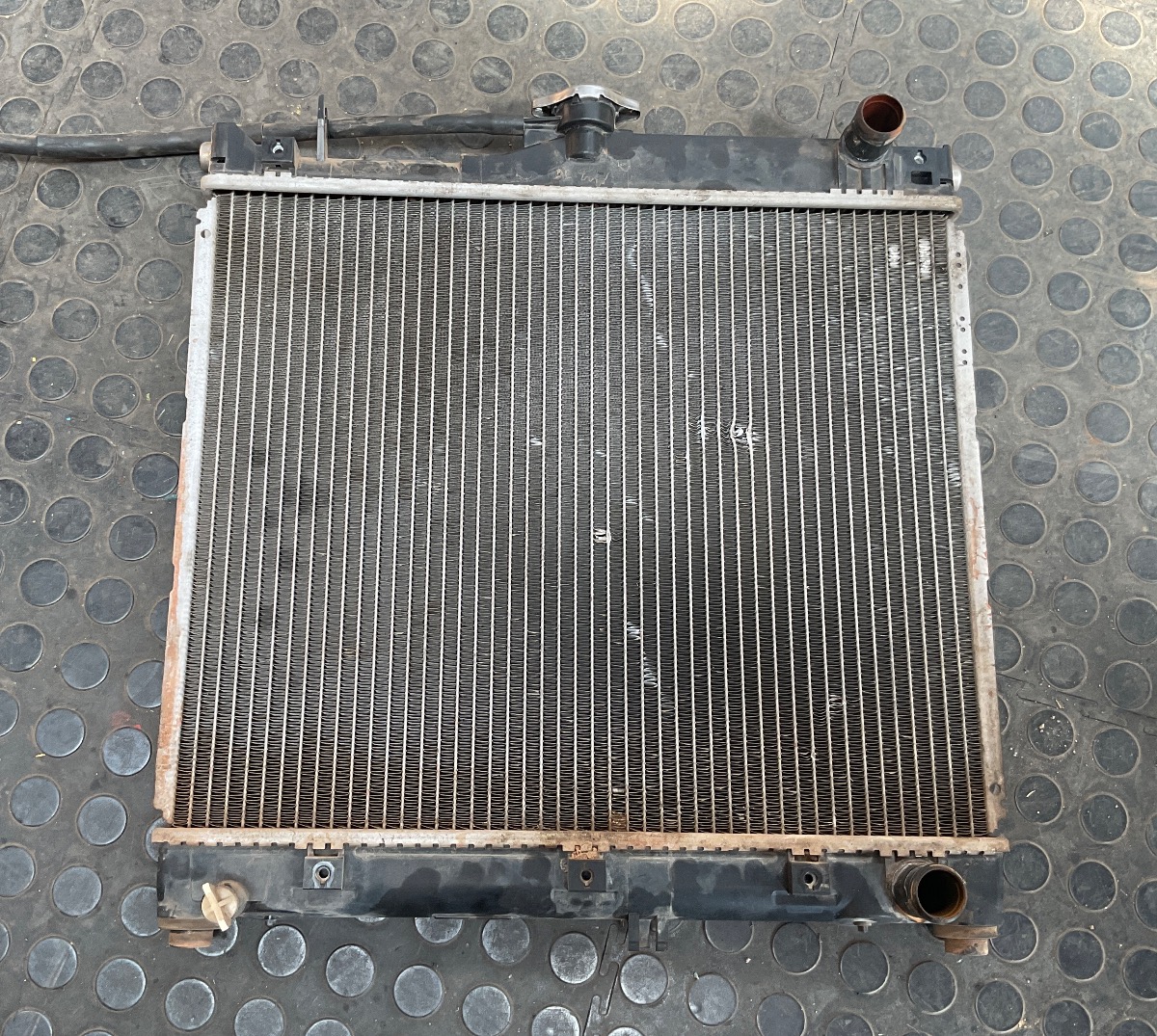 JIMNY 1.3 RADIATOR