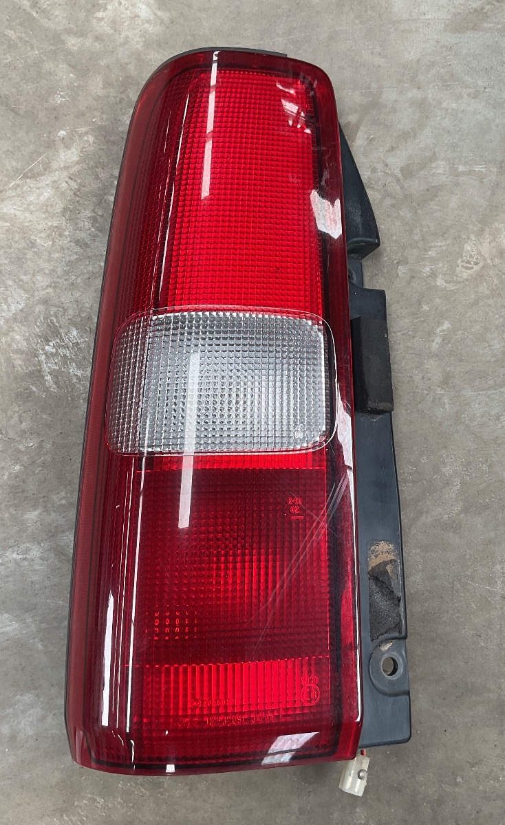 JIMNY 1.3 LEFT REAR TAILLIGHT