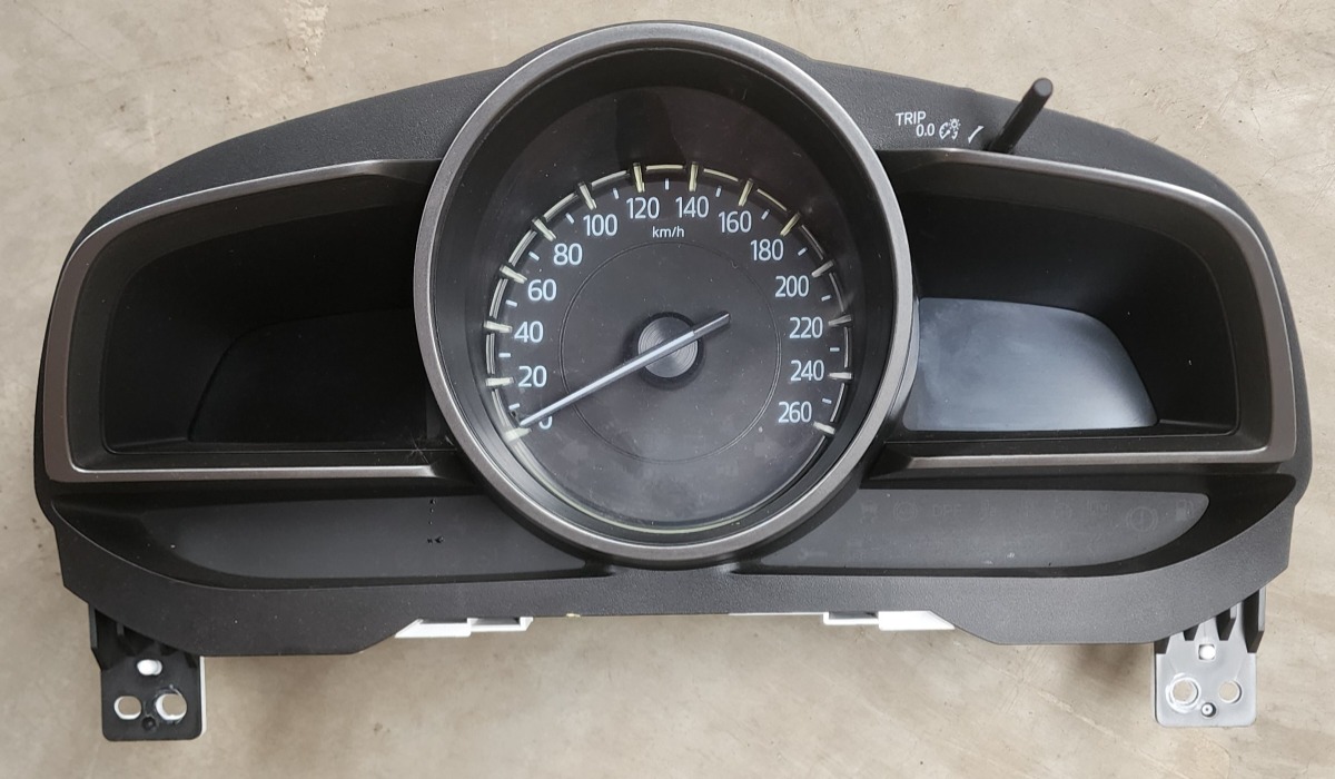 2 1.6I MANUAL SPEEDO CLUSTER