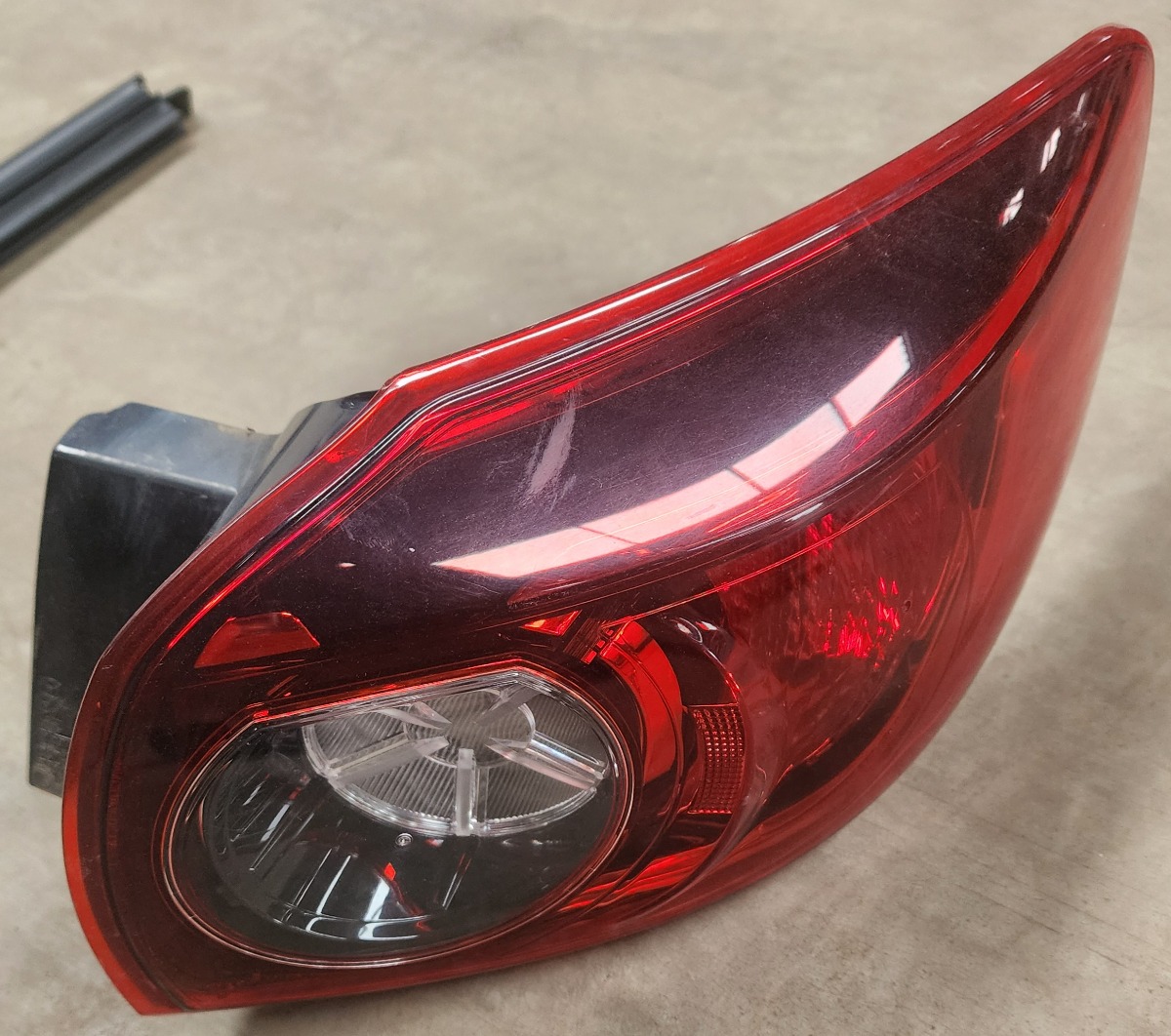3 RIGHT OUTER TAIL LAMP