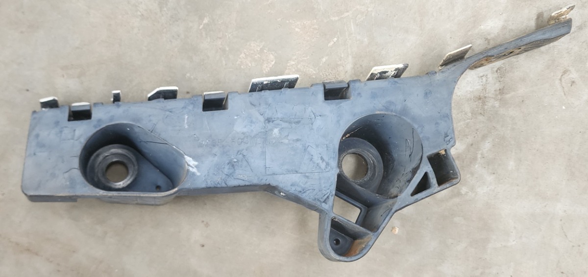 3 LEFT FRONT BUMPER MOUNT BRACKET