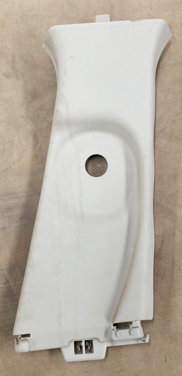 SWIFT RIGHT UPPER B-PILLAR TRIM