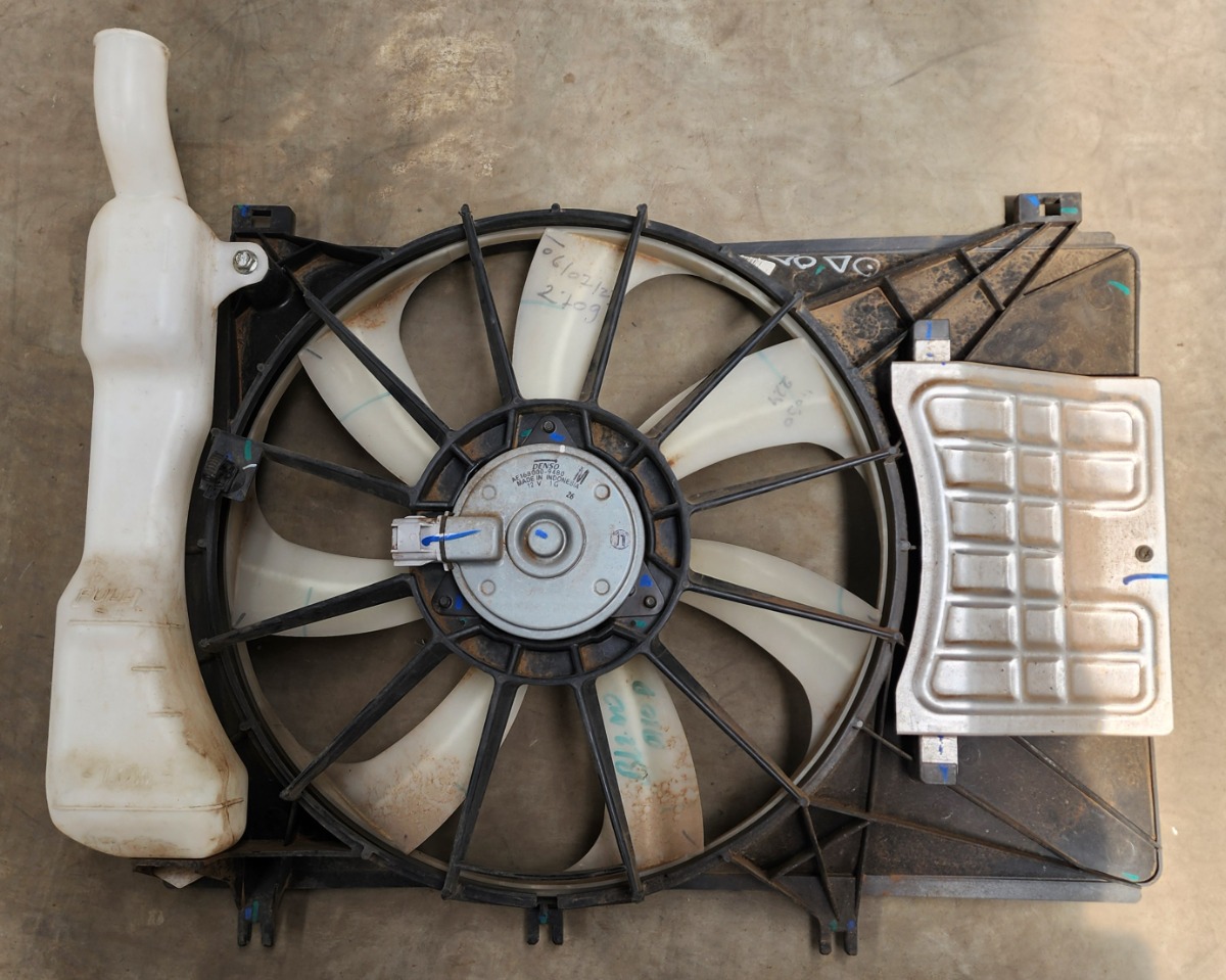 SWIFT RADIATOR FAN