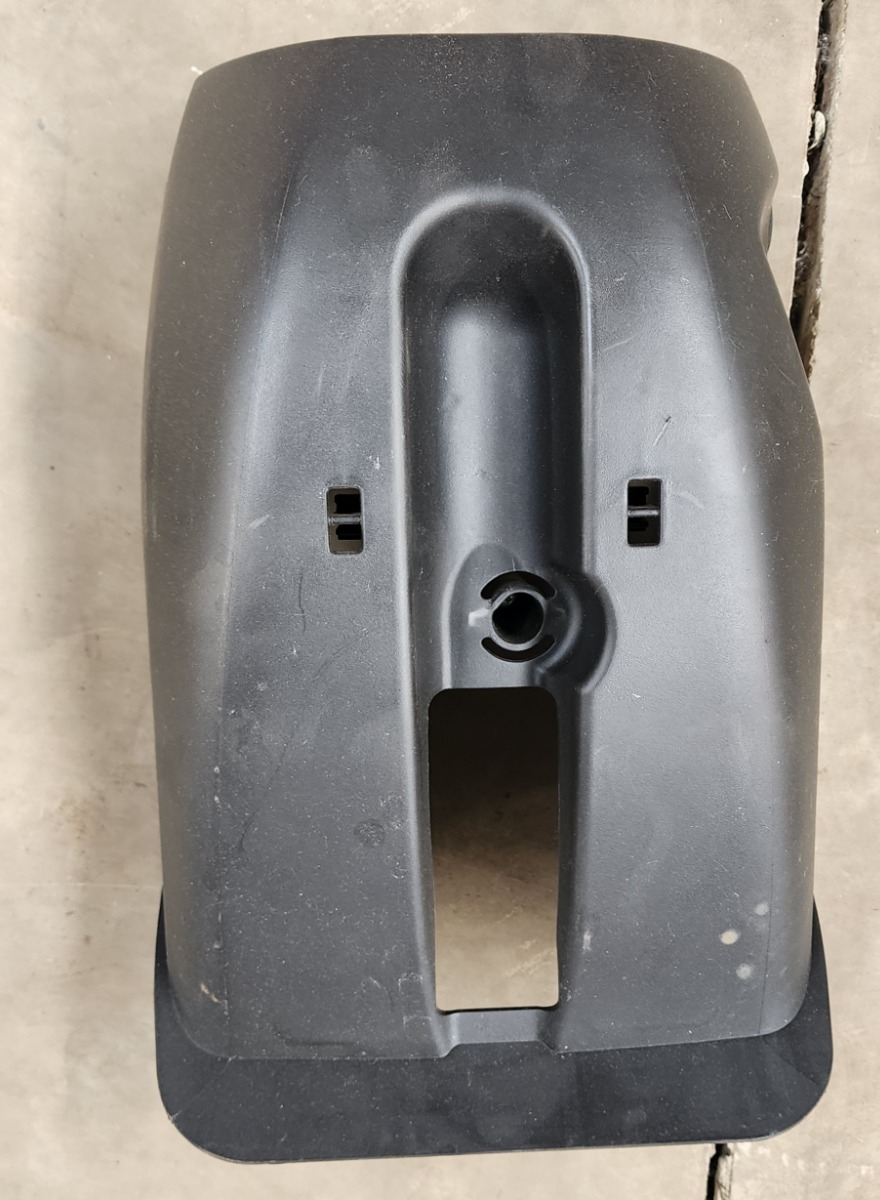 SWIFT STEERING COVER LOWER