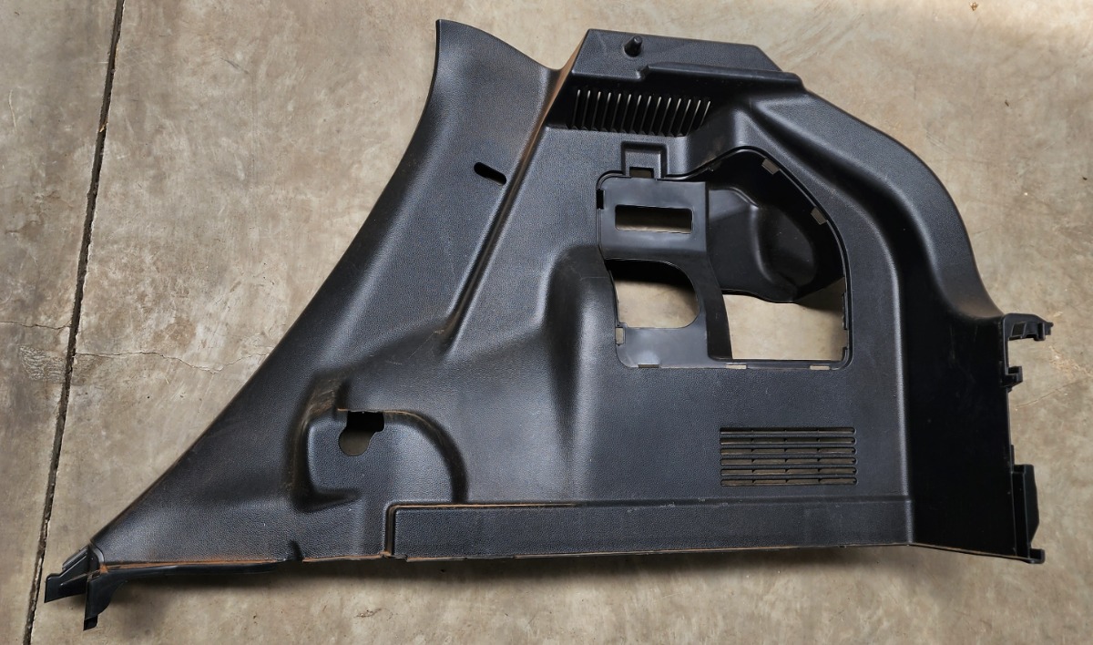 SWIFT RIGHT REAR BOOT PANEL