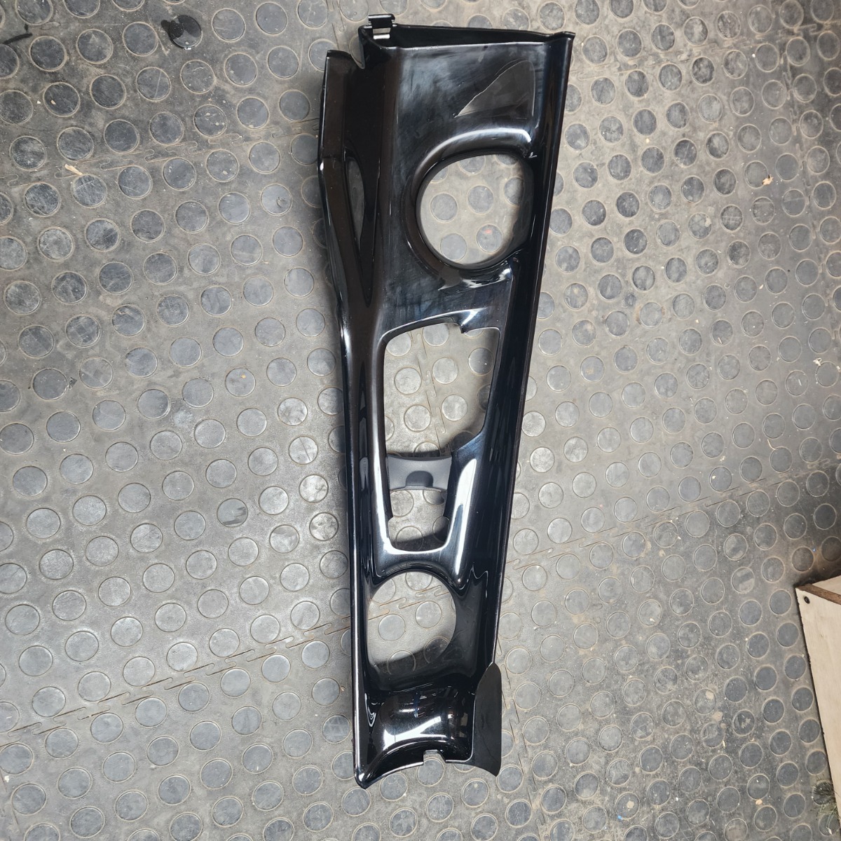 C-HR CENTRE CONSOLE TRIM
