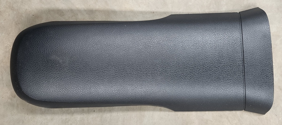C-HR REAR END CONSOLE PANEL