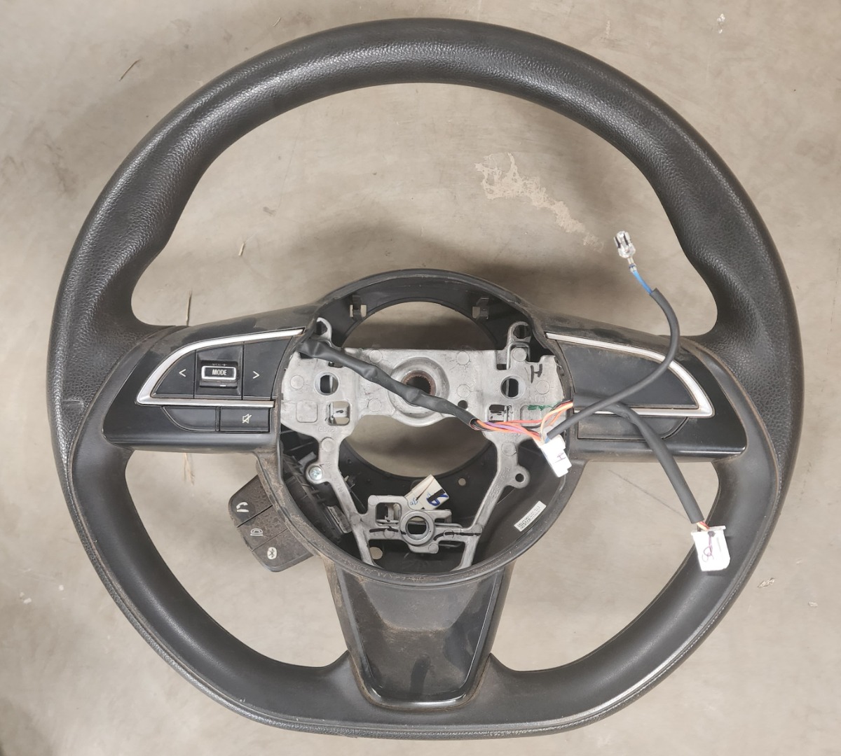 SWIFT STEERING WHEEL