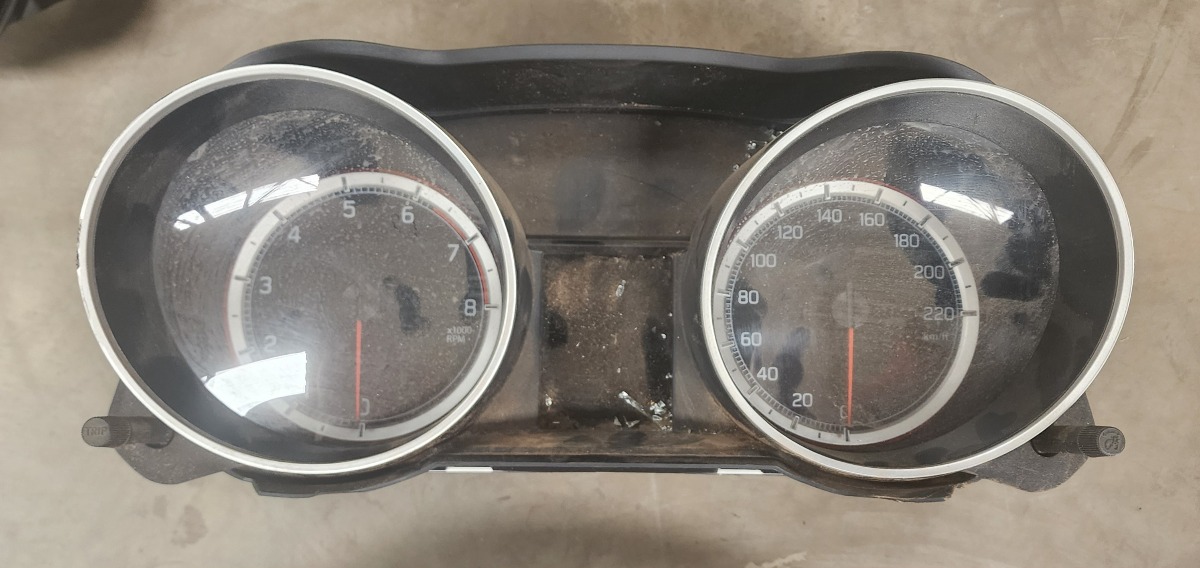SWIFT SPEEDO CLUSTER