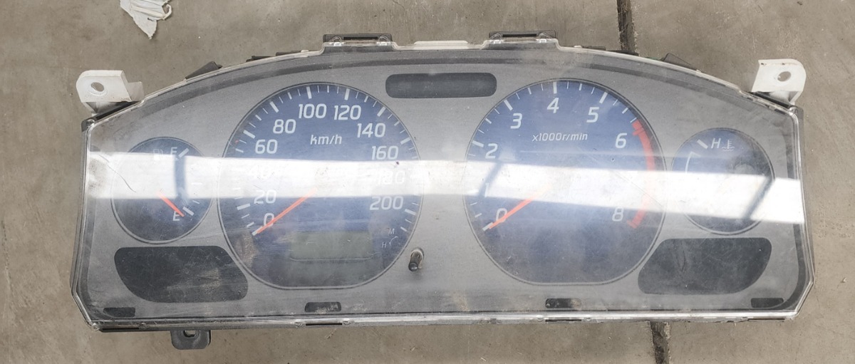NP300 SPEEDO CLUSTER