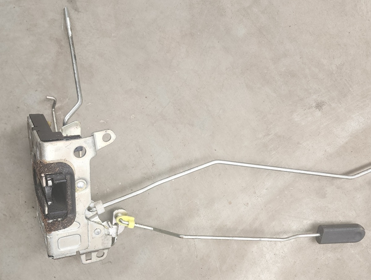 NP200 Door Lock - Right Front