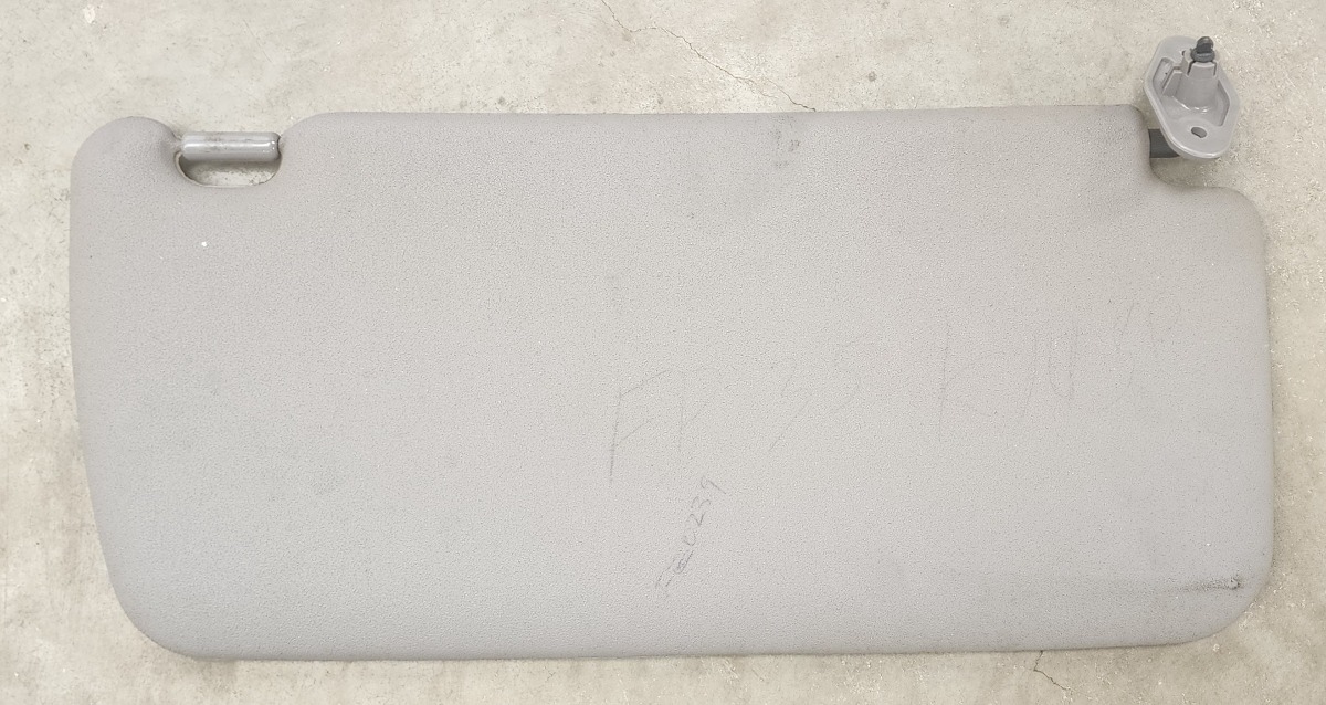 NP300 Sun Visor - Right
