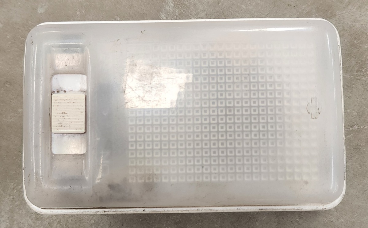 NP300 Reading Light Assy
