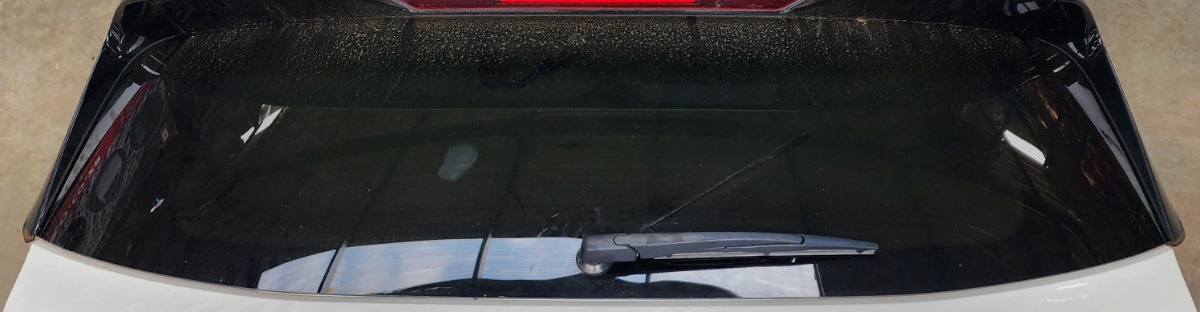 TERRITORY TAILGATE GLASS