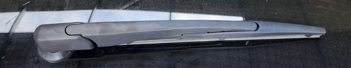 TERRITORY REAR WIPER ARM