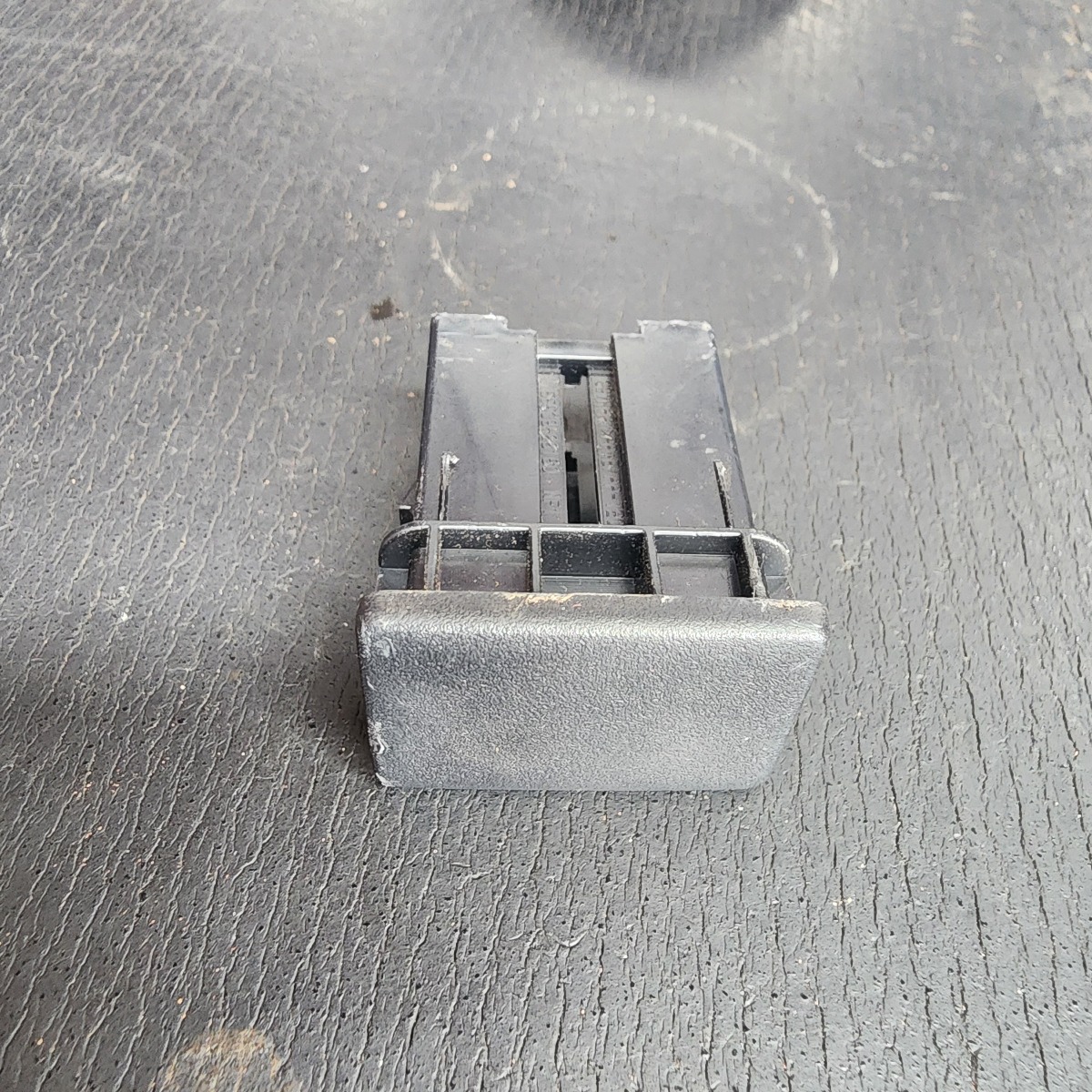 C-HR SWITCH  BLANK