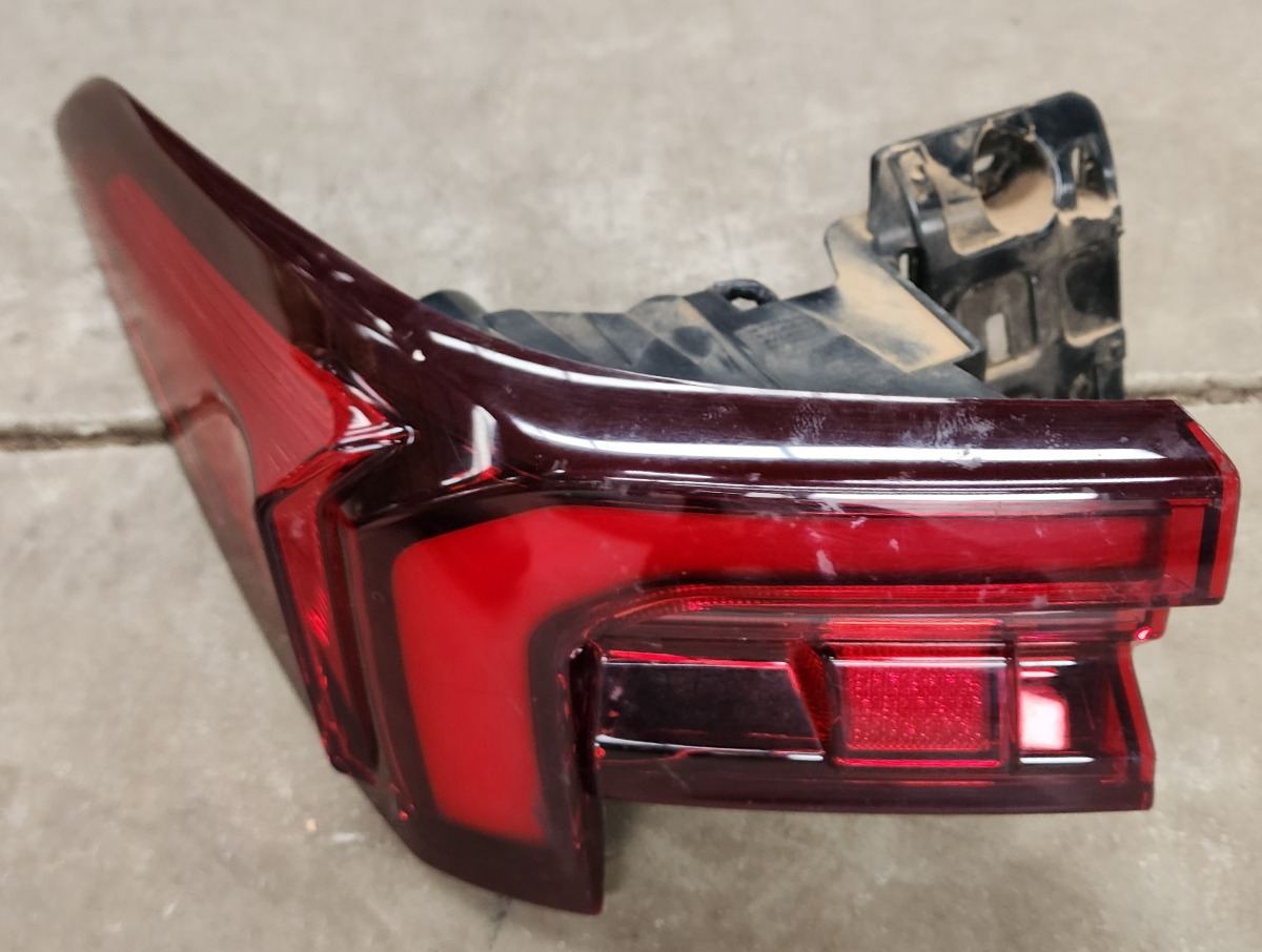 TERRITORY LEFT OUTER TAILLIGHT