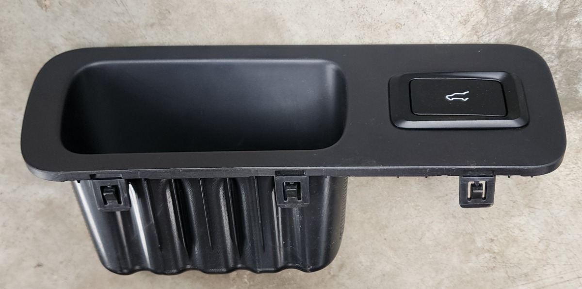 TERRITORY BOOT CLOSE SWITCH