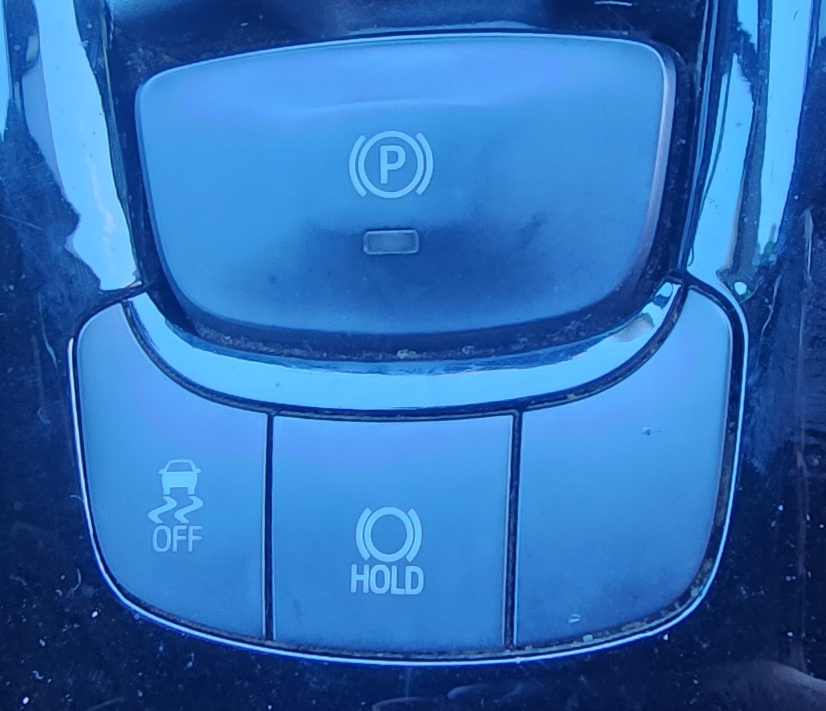 C-HR BRAKE/TRAC SWITCH