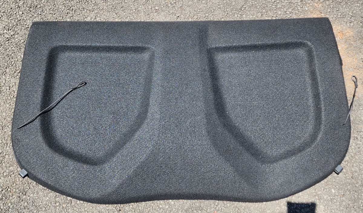 C-HR PARCEL TRAY