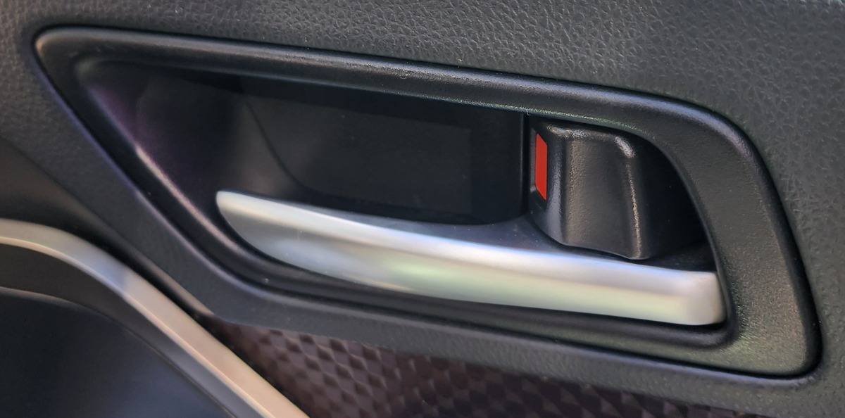 C-HR RIGHT FRONT INNER DOOR HANDLE
