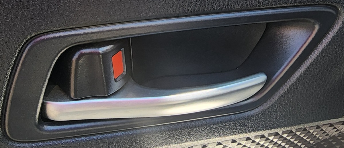 C-HR LEFT REAR DOOR INNER HANDLE
