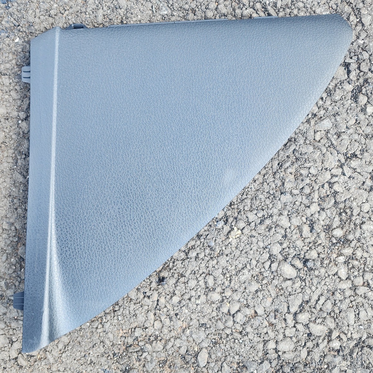 C-HR LEFT DASH COVER