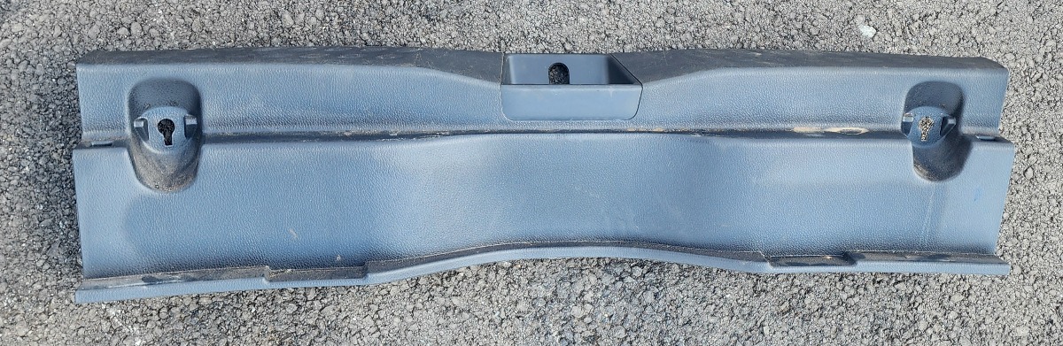 C-HR End Panel Trim