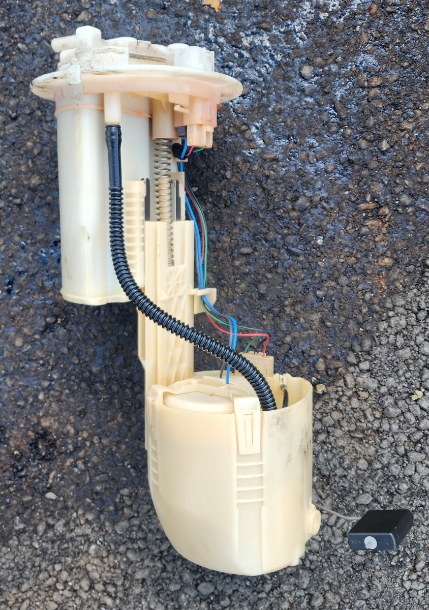 C-HR PETROL PUMP UNIT