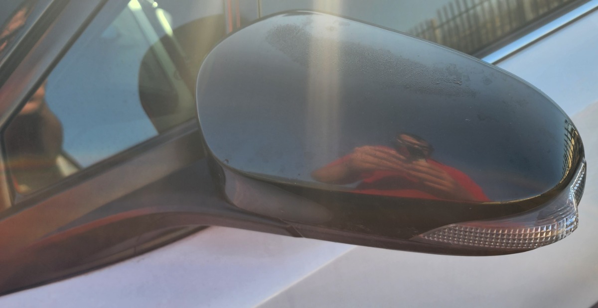 C-HR LEFT DOOR MIRROR