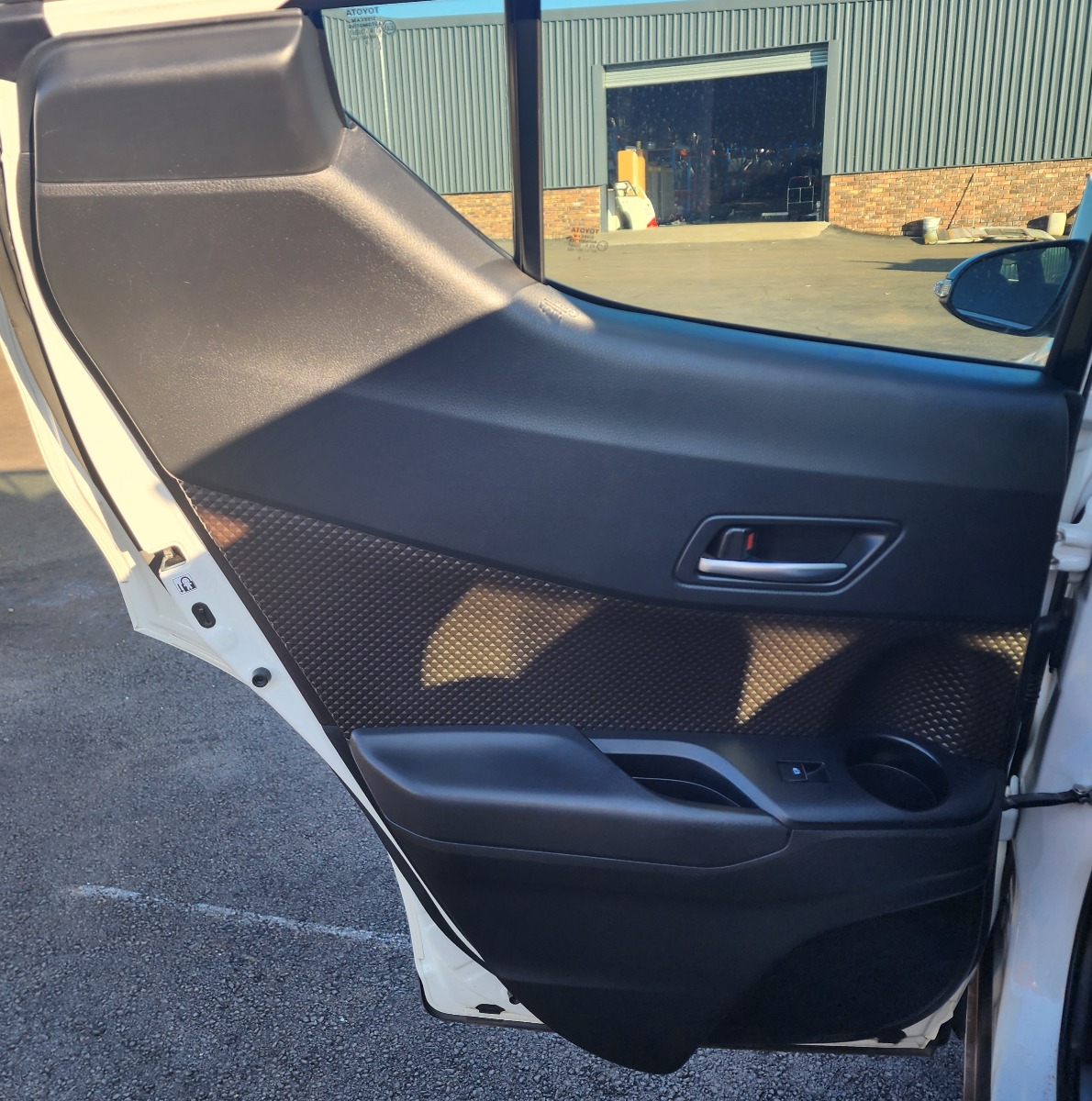 C-HR LEFT REAR DOOR PANEL