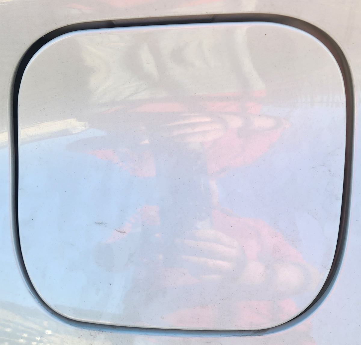 C-HR Fuel Flap