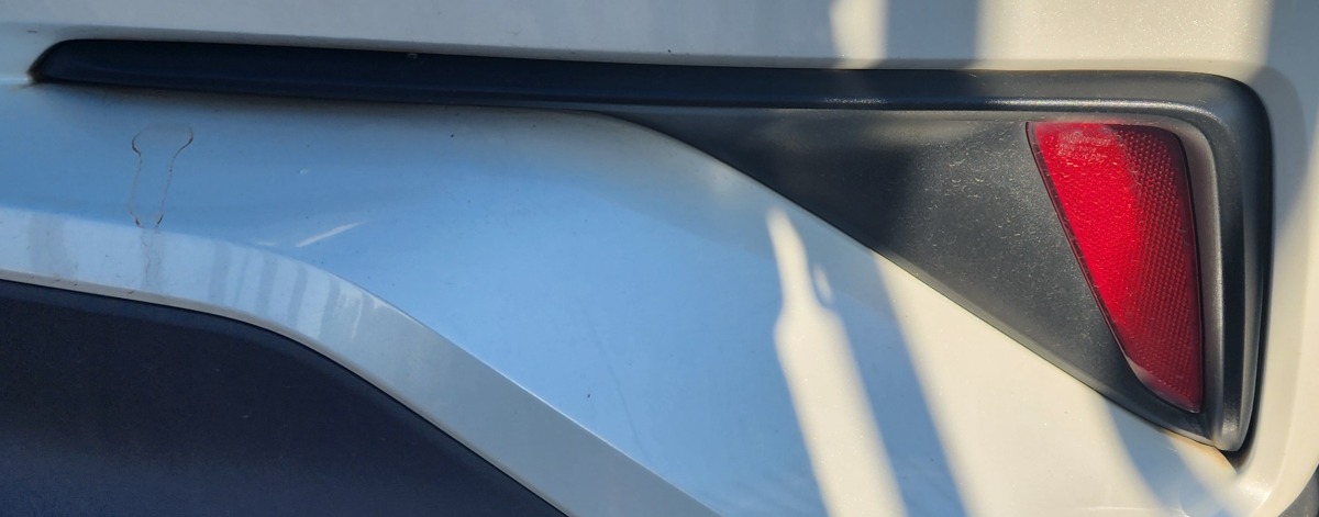 C-HR RIGHT REAR BUMPER COVER W/O REFLECTOR