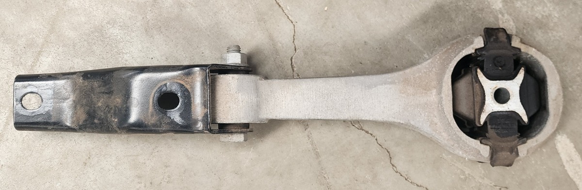 POLO VIVO MK2 PENDULUM SUPPORT