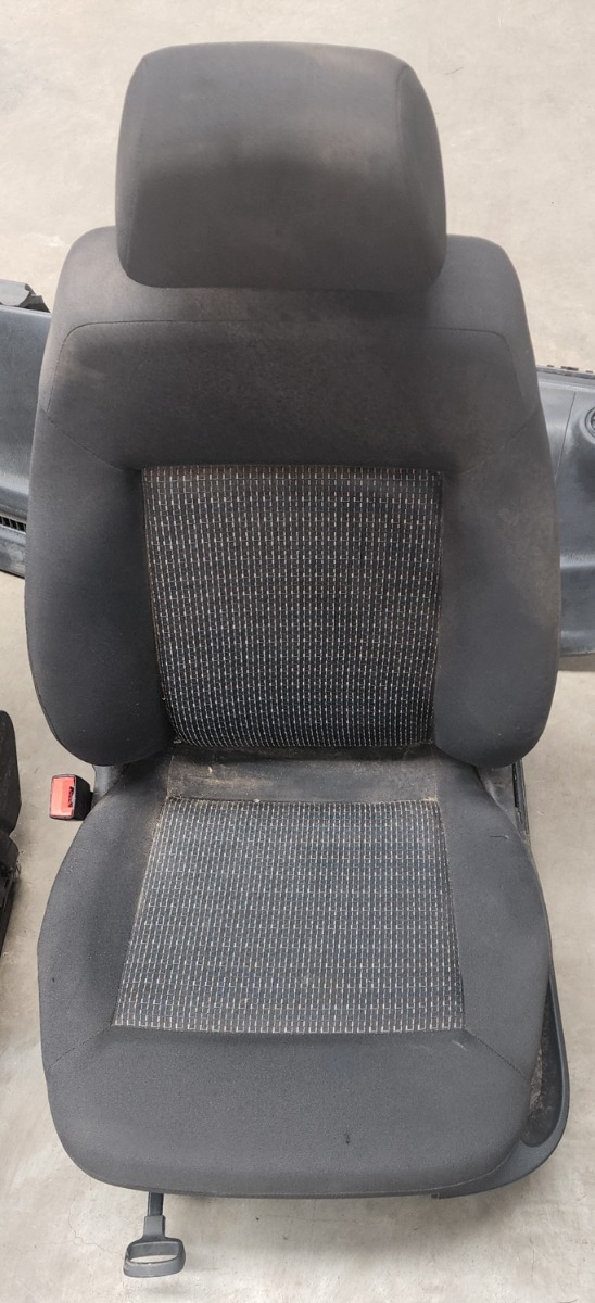 POLO VIVO MK2 LEFT FRONT SEAT