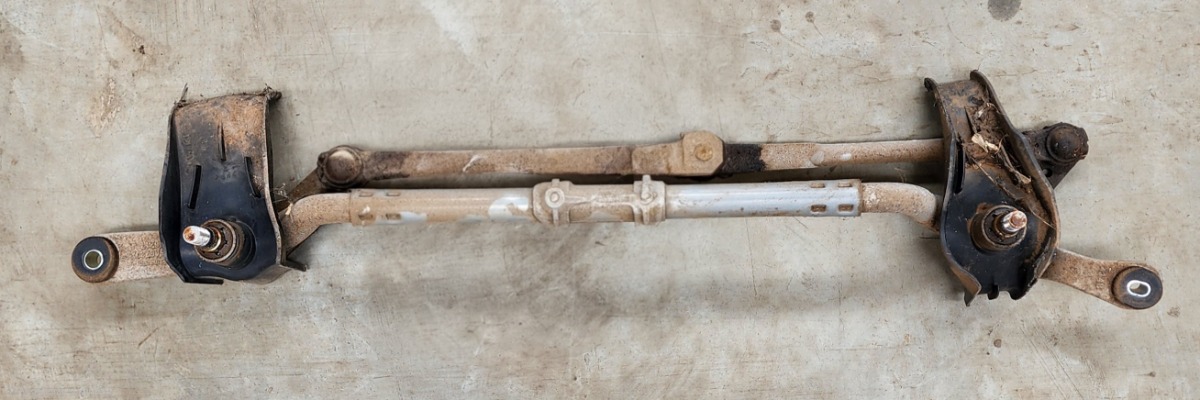 3 WINDSCREEN WIPER LINKS