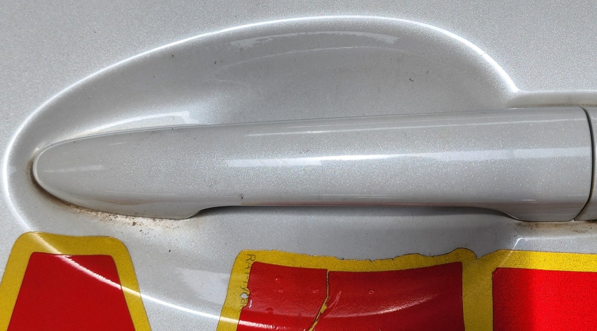 3 LEFT FRONT DOOR HANDLE