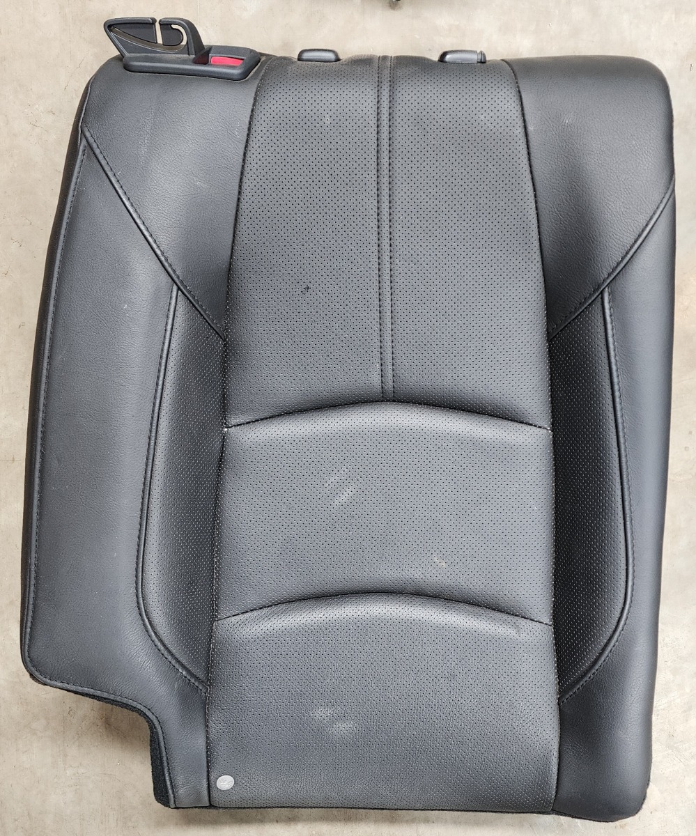 3 RIGHT REAR SEAT BACKREST