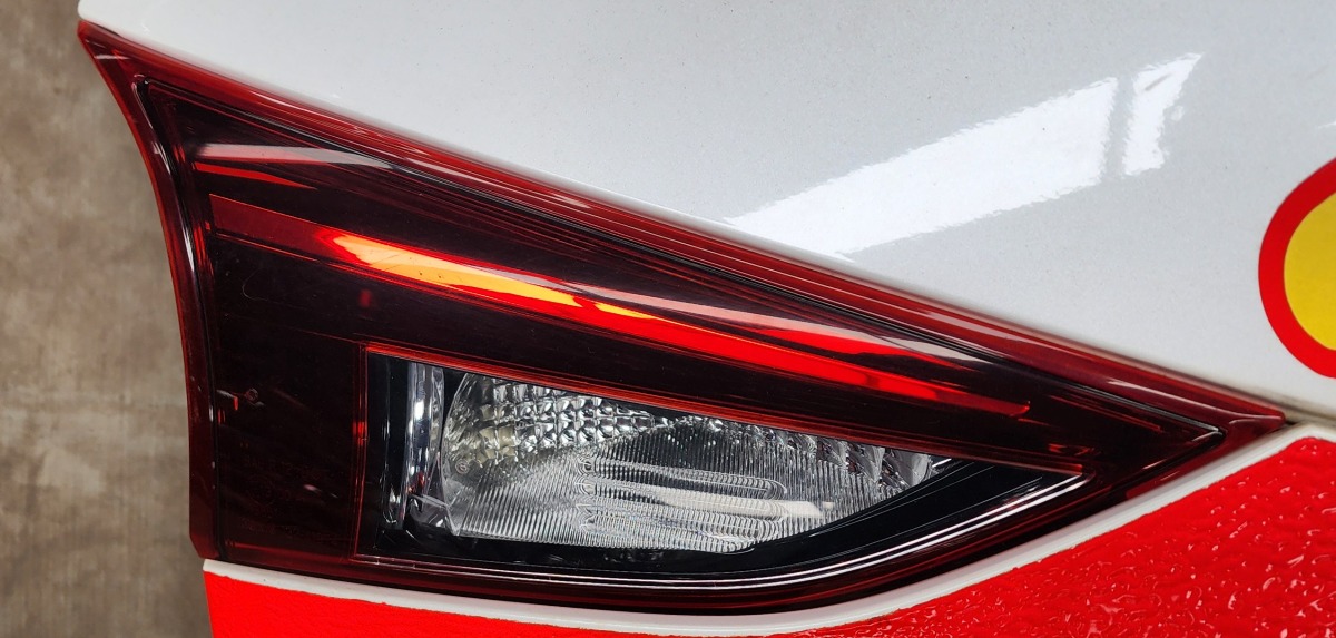 3 LEFT INNER TAIL LIGHT