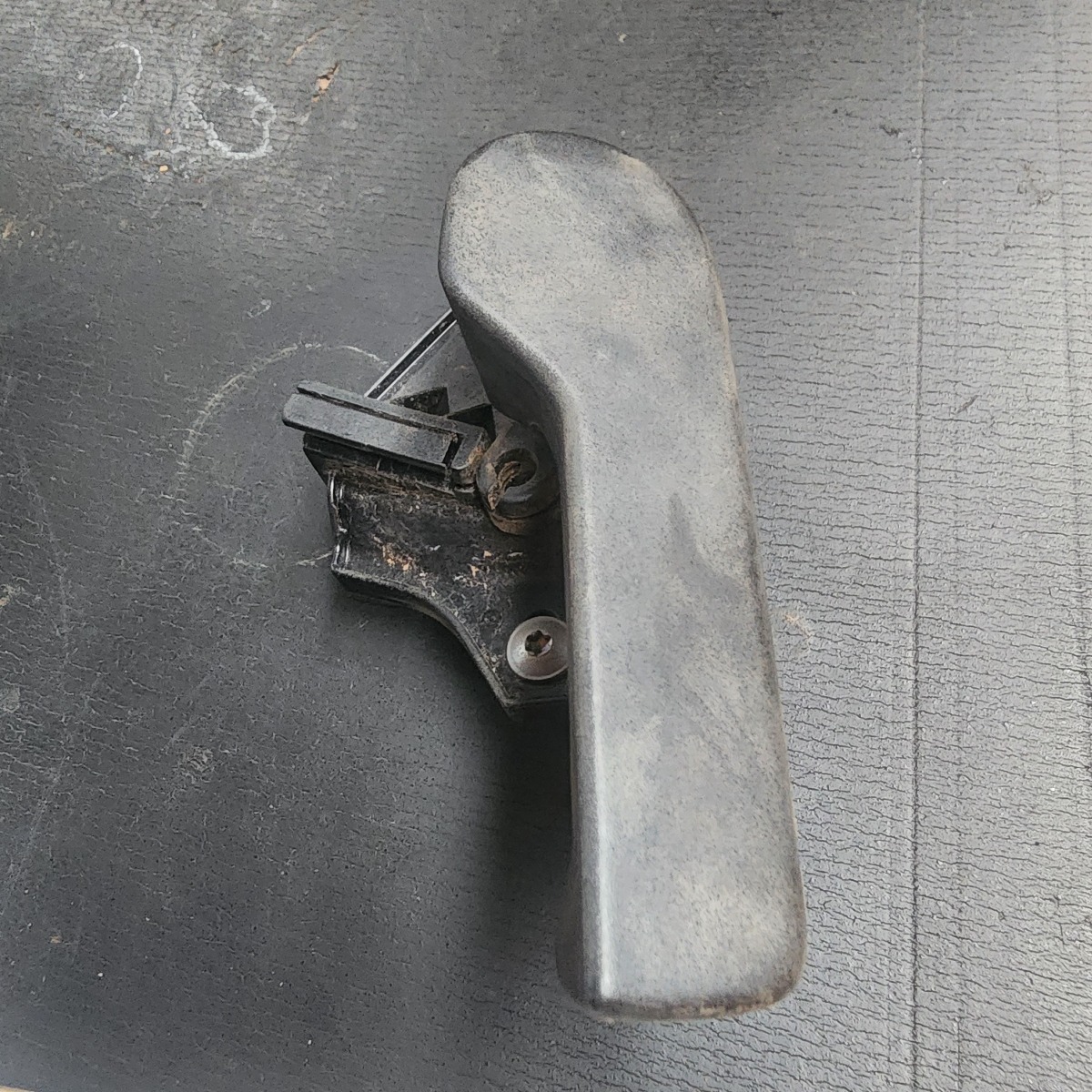 TRANSPORTER T6 BONNET HANDLE
