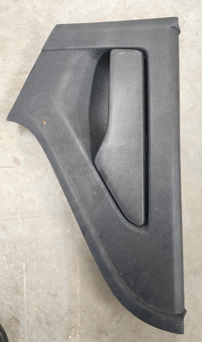 SWIFT RIGHT REAR DOOR HANDLE