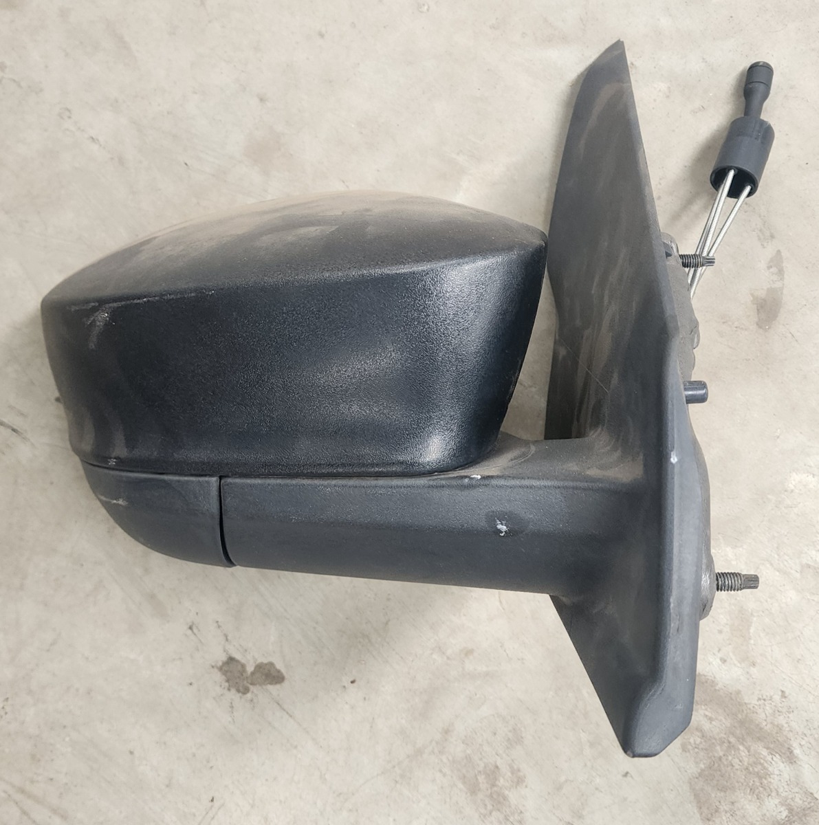 FIGO RIGHT MANUAL DOOR MIRROR