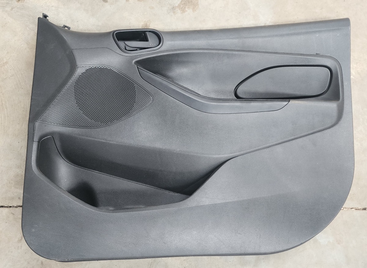 FIGO RIGHT FRONT DOOR PANEL